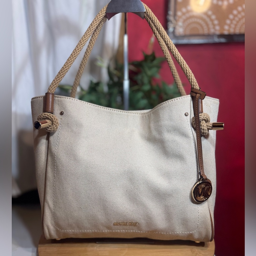 Michael Kors Isla Large Canvas Grab Bag Tote, Cotton & Leather EUC